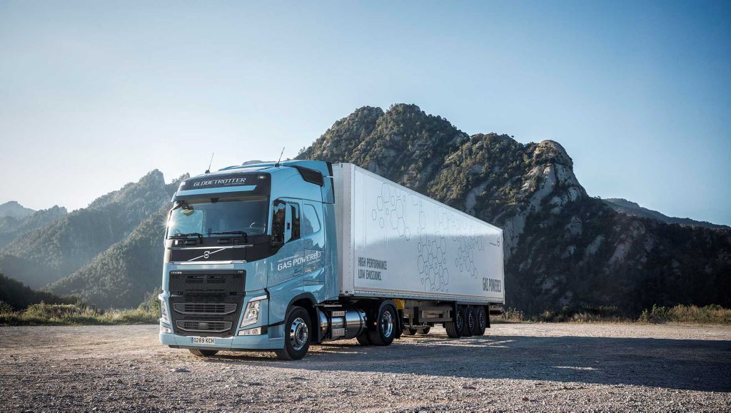 Innovation et connectivé au cœur du stand Volvo Trucks à Solutrans