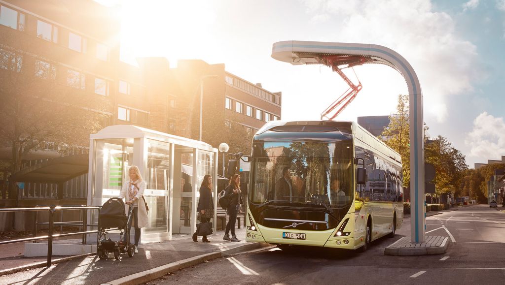 Volvo receives large order of fully electric buses for the Netherlands