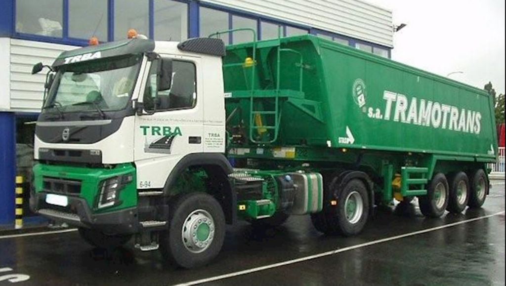 Tramo/TRBA vertrouwt op Volvo Trucks om stiptheid in wegwerkzaamheden te verhogen