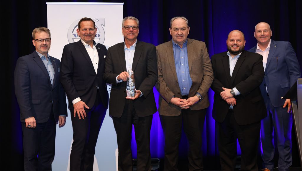 Volvo Trucks Names M&K Truck Centers 2019 U.S. Dealer Group of the Year