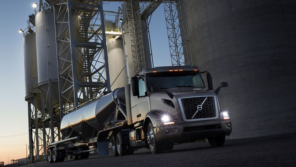 Volvo Trucks Furthers its Focus on Freight Efficiency with New “Payload Plus” Package