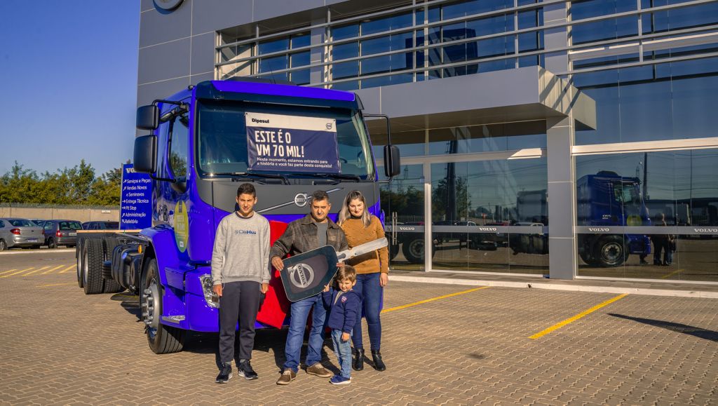 Veículo histórico é o primeiro caminhão zero quilômetro da Transportes Rech Matos.