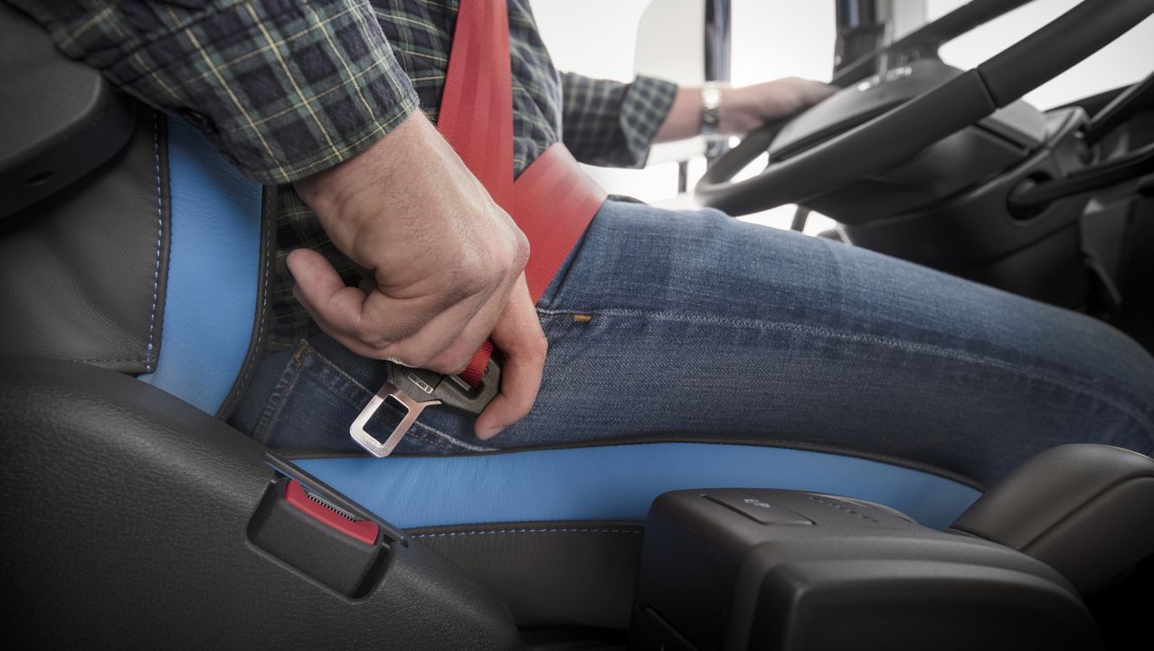 the modern day three-point seat belt