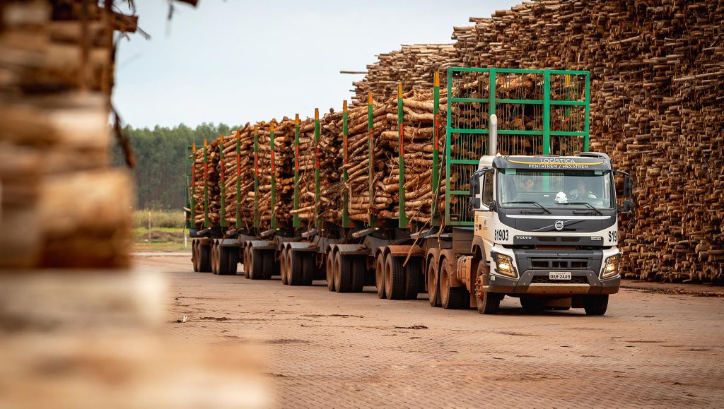 Volvo Trucks Produtividade Suzano