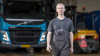 Årets mekanikerlærling Tobias Maarup Pedersen fra Volvo Truck Center i Aarhus