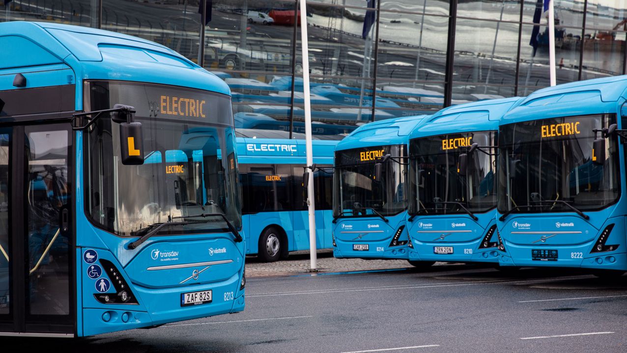 Volvo 7900 Electric Articulated Buses