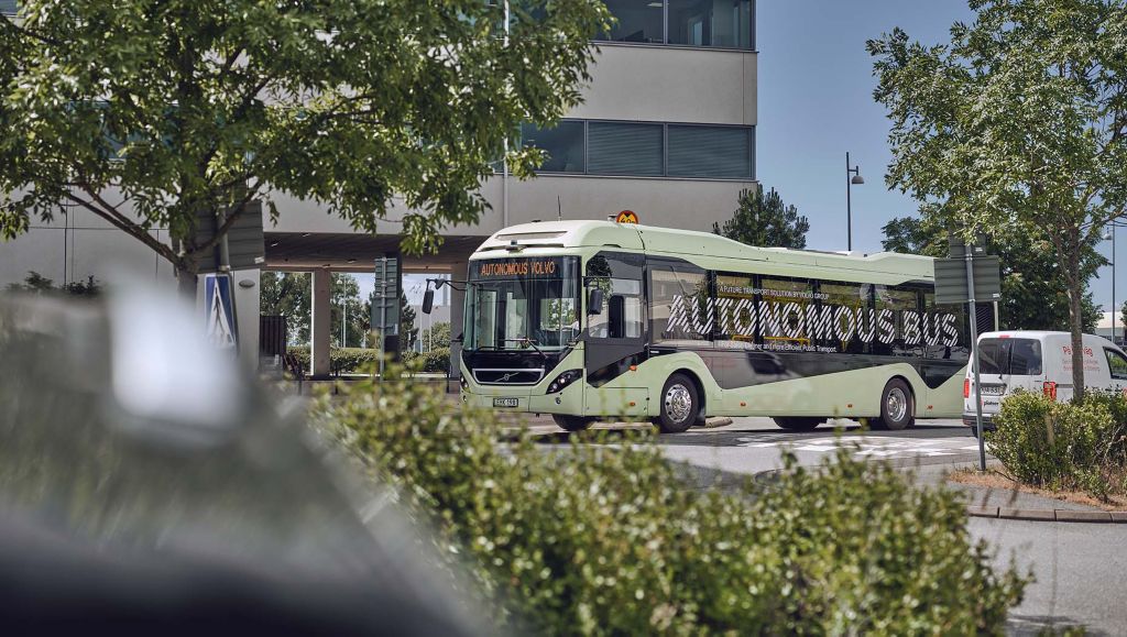 En självkörande Volvobuss 