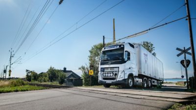 Anders Bergman har kört lastbil i 36 år och kör omkring 40 mil om dagen på västkusten runt Varberg, Falkenberg och Ullared. 