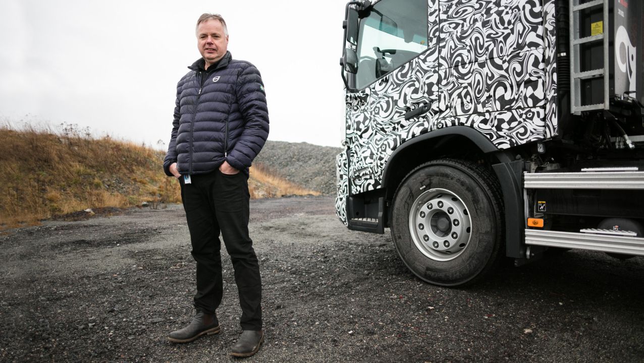 Tomas Sandblom, fältprovsingenjör på Volvo Lastvagnar. 