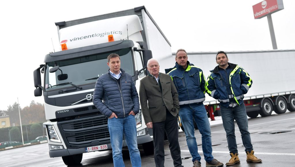 Vincent Logistics bestelt vijf extra ecocombi’s bij Volvo Trucks