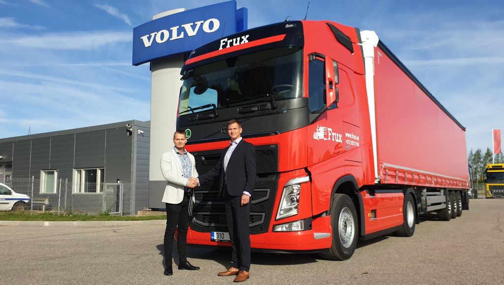 Frux OÜ veokiparki kuulub tänasest kõige kütusesäästlikum Volvo FH koos I-Save lahendusega