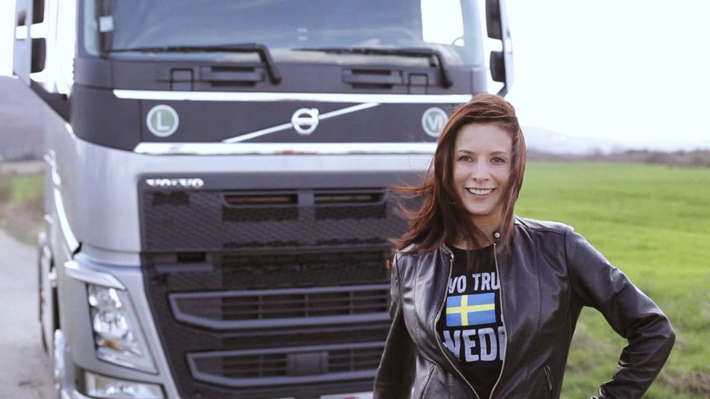 Яна Маринова и Volvo FH Reloaded