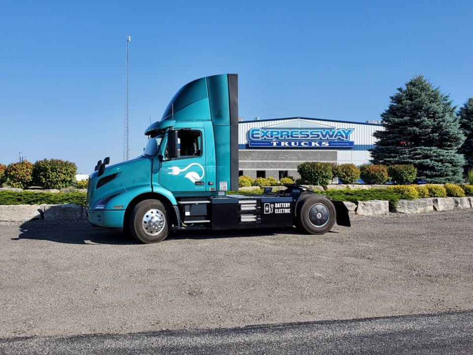 Expressway Trucks Becomes First Volvo Trucks Certified EV Dealer in Ontario, Canada