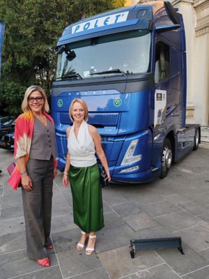Generalni direktor Volvo Adriatic South - Dragana Krstić i NJ.E. Ambasador Švedske u Srbiji - Šarlota Samelin 