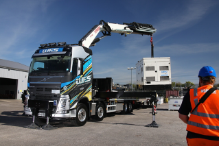 Volvo FH - Warton Freight Services