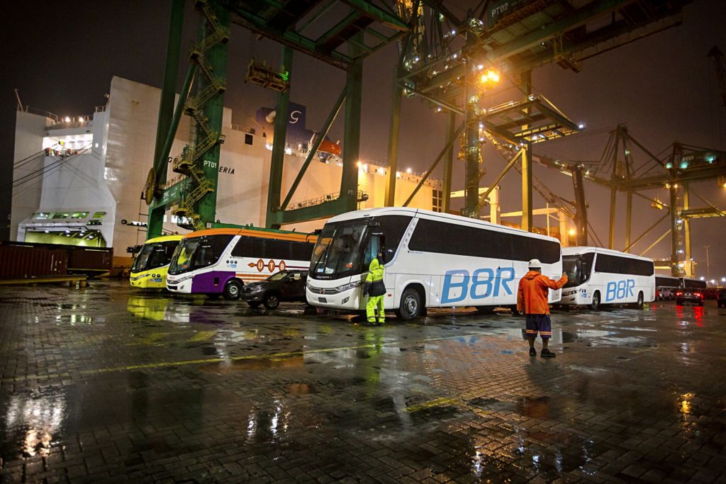 Volvo cresce exportações de ônibus do Brasil