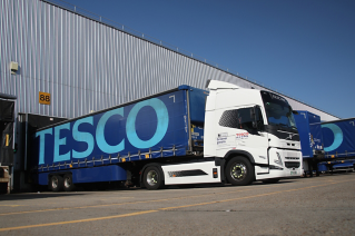 Volvo FM Electric - Tesco Distribution