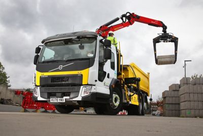 Ringway has added three new Volvo FE 6x2 rigid trucks with low-entry cabs to its fleet.