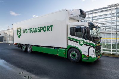 TVB Transport investeert in de toekomst met Volvo FM-bakwagens 