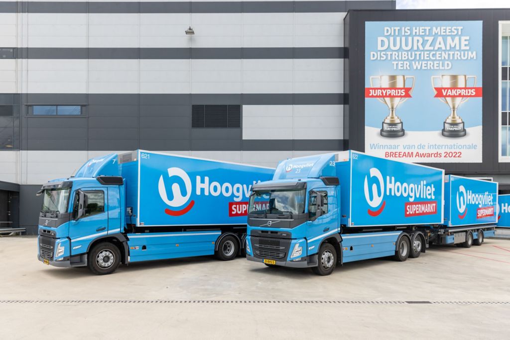 Hoogvliet doet distributie duurzamer en efficiënter met nieuwe Volvo FM’s