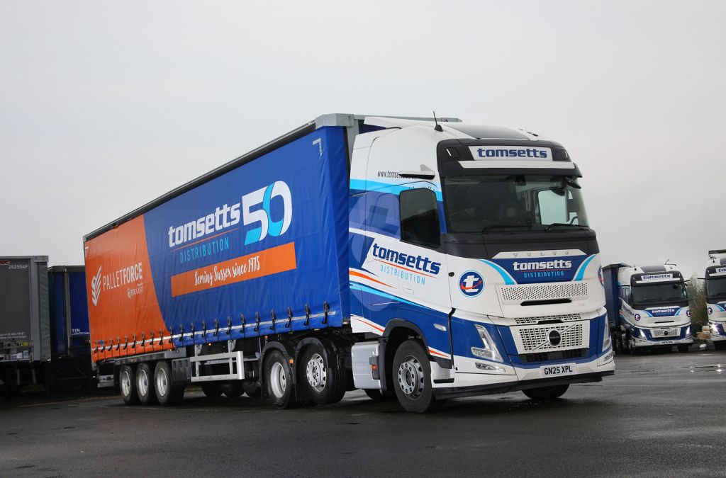 Tomsetts Distribution targets net zero with Volvo FH Aero tractor units