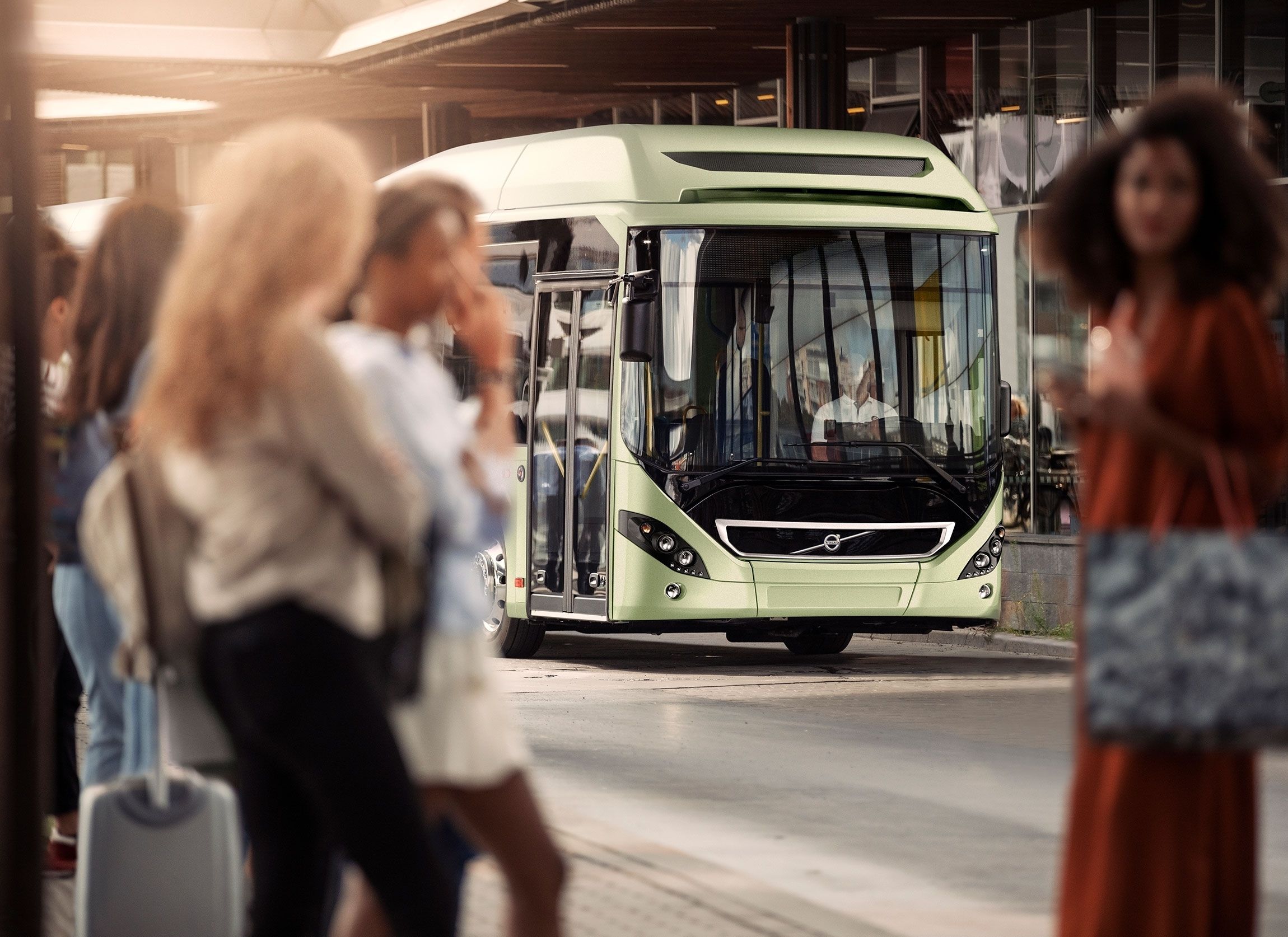 Understanding the latest hybrid bus technology