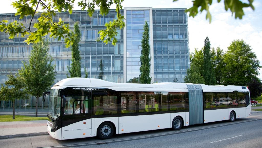 Przegubowy autobus Volvo 7900 Hybrid