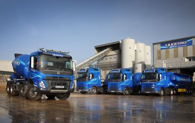 London-based Quattro has taken delivery of three new Volvo FH 540 6x2 tractor units and an FMX 430 8x4 rigid. 