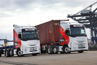 Volvo FH Aero - Infinity Container Logistics