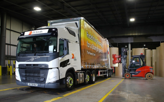Volvo FM - DS Smith Logistics