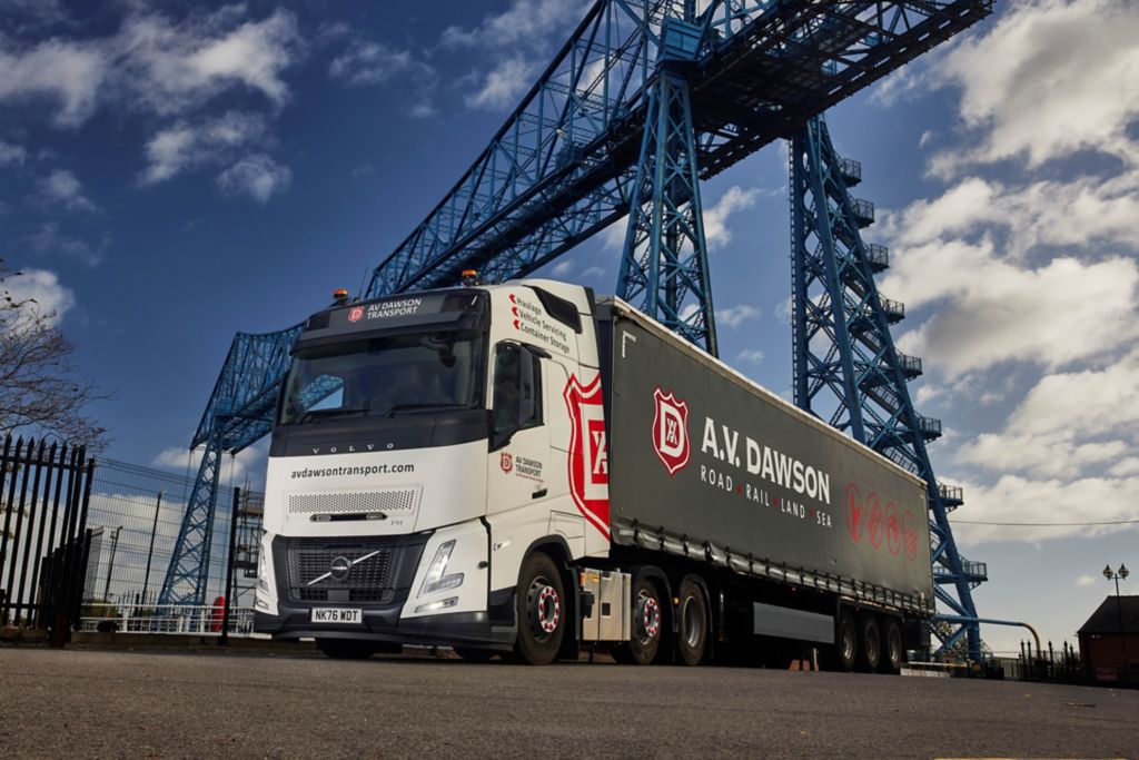 Volvo Trucks returns to AV Dawson Transport with 16 new FH Aeros
