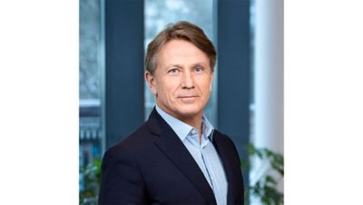 Anders Christensson - Director at Investor Relations in Volvo Group