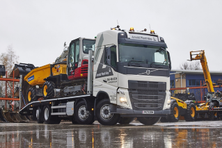 Volvo FH - Arnold Plant Hire