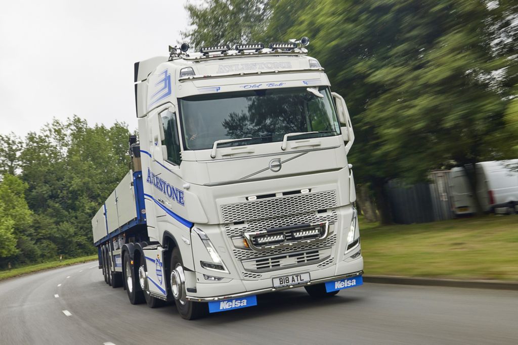 Giant specification for Aylestone Transport's new Volvo FH 540