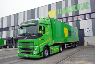 Ce camion sera désormais utilisé pour livrer 18 000 000 kg de fruits et légumes par an au centre de distribution de Delhaize à Zellik.