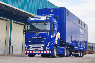 Volvo FH - Byworth Boilers