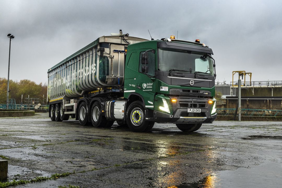 United Utilities adds two more Volvo FMX tractor units to its safety-conscious fleet