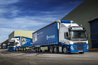 Volvo FM LNG - XPO Logistics