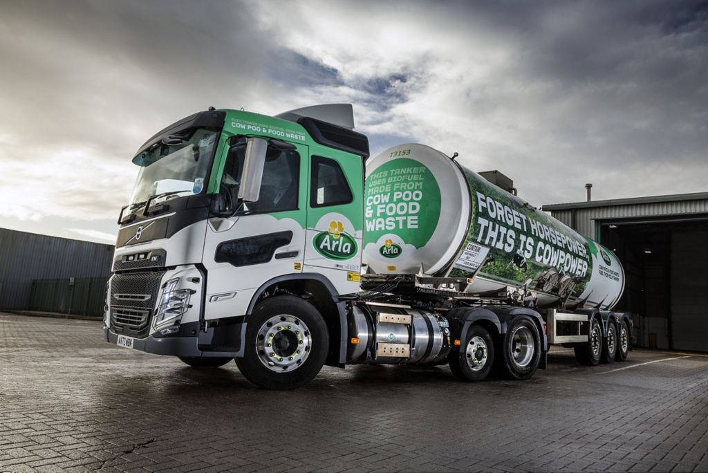 Volvo LNG trucks help ARLA Foods reduce carbon emissions