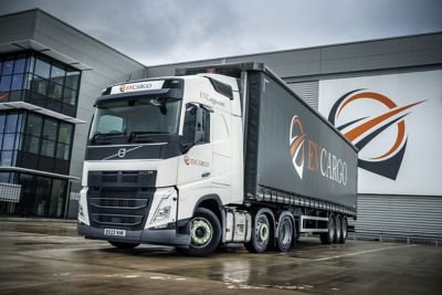 EV Cargo has taken delivery of 10 new Volvo FH with I-Save 460 6x2 tractor units.