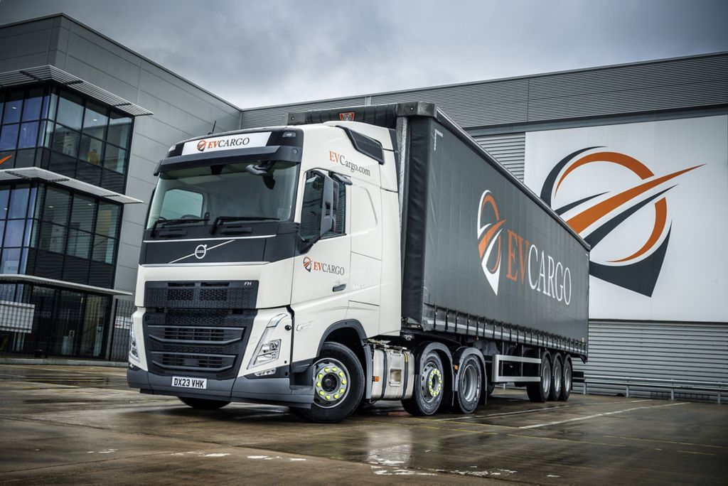 EV Cargo accelerates its green goals with 10 new Volvo FH with I-Save trucks