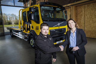 Volvo FL crew cab - The AA