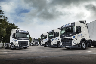 Volvo FM - Armstrong Logistics
