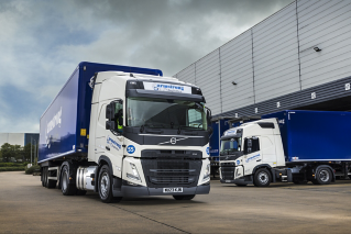 Volvo FM - Armstrong Logistics