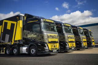 Volvo FH Aero - Hallam Express
