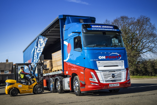 Volvo FH Aero - Onpoint Logistics