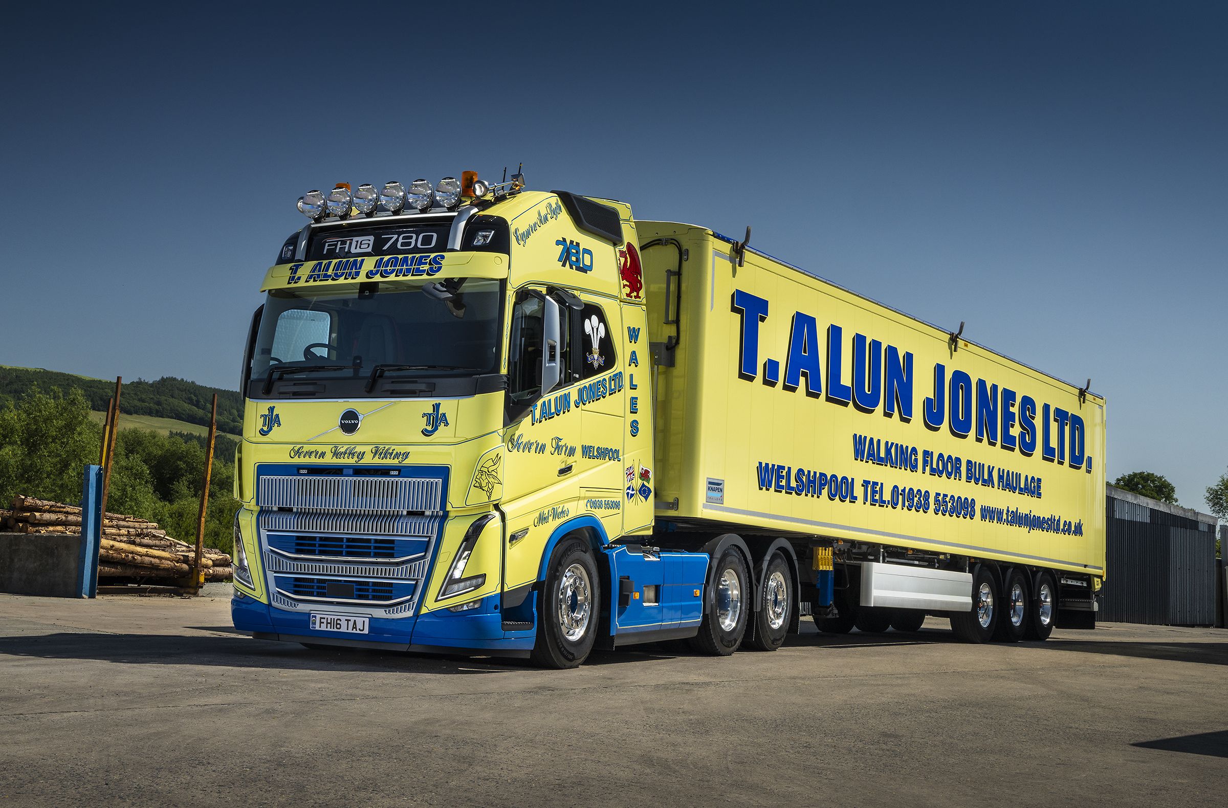 T Alun Jones cuts no corners with range-topping Volvo FH16 780