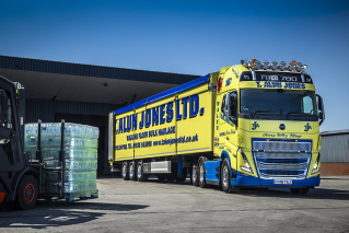 Volvo FH16 780 - T Alun Jones