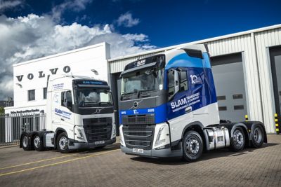 Slam Transport has acquired 50 new FH with I-Save 460 6x2 tractor units. 