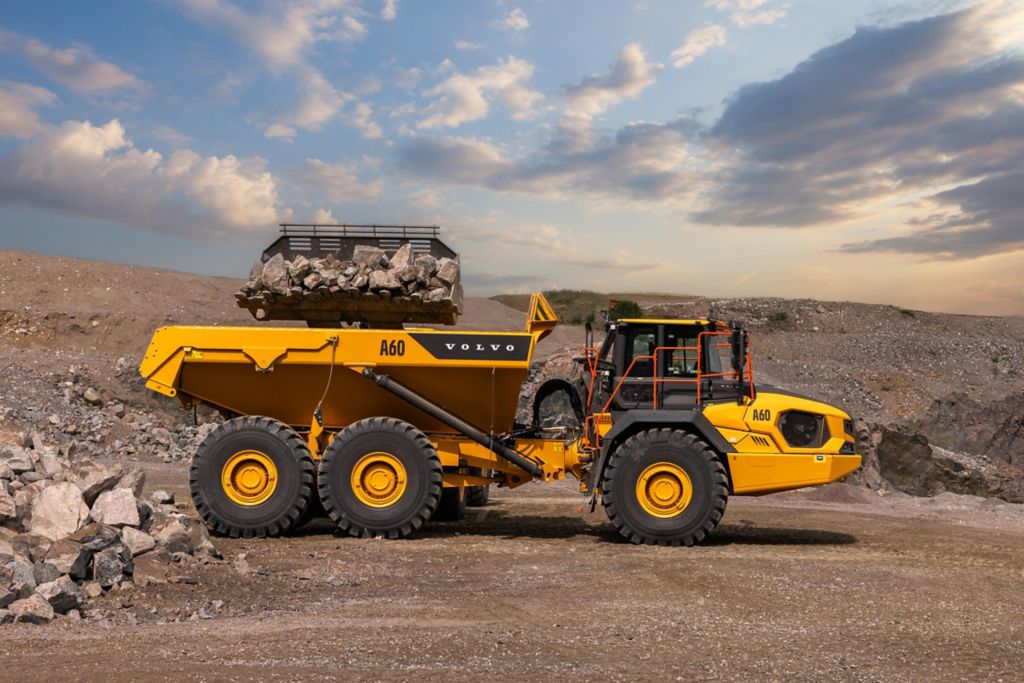 Volvo CE lança nova geração do A60, o maior caminhão articulado do Brasil